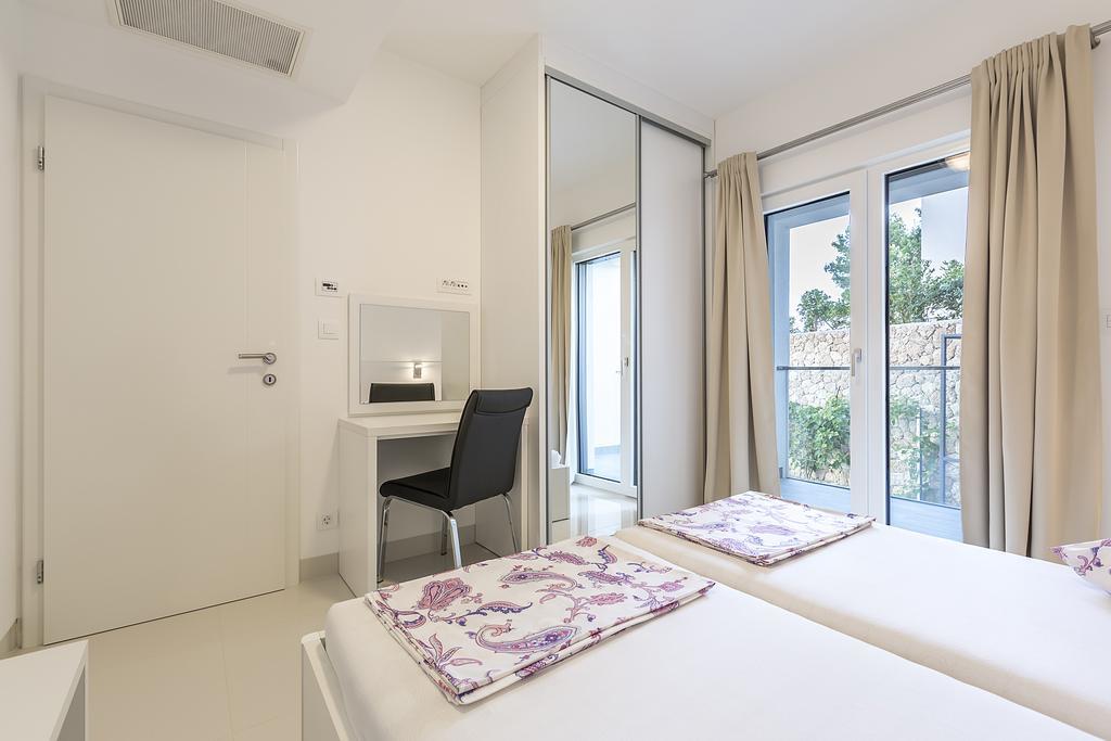 Villa Sky Mimice Exterior photo